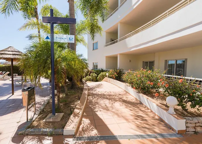 Two Bedroom Mos Lagos Апартаменты Порту-ди-Мош