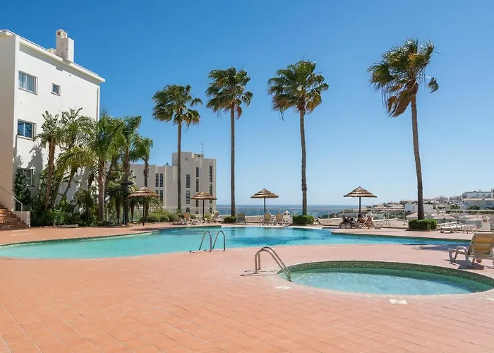 Two Bedroom Mos Lagos Апартаменты Порту-ди-Мош