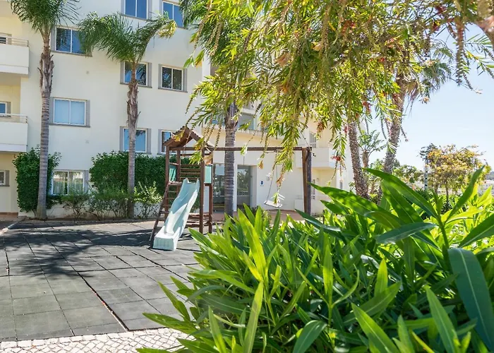 Two Bedroom Mos Lagos Порту-ди-Мош