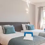 Two Bedroom Mos Lagos *