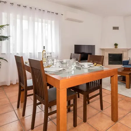 Two Bedroom Mos Lagos *