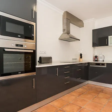 Two Bedroom Mos Lagos *