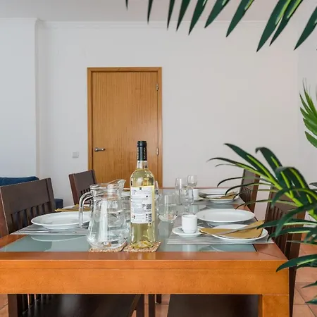 Two Bedroom Mos Lagos * Porto de Mos (Lagos)