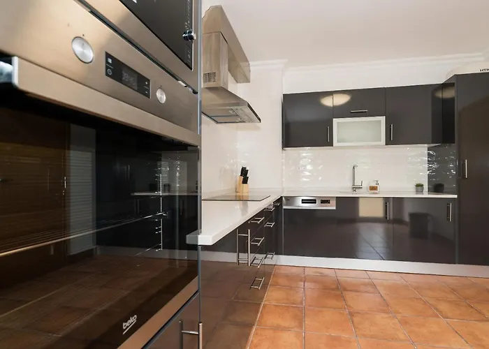 アパート Two Bedroom Mos Lagos